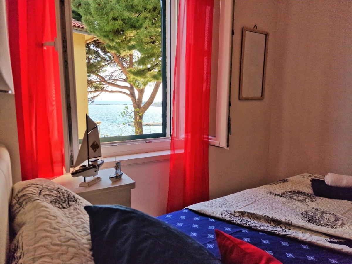 Pirates' Bay Apartment - Omiš Eksteriør bilde