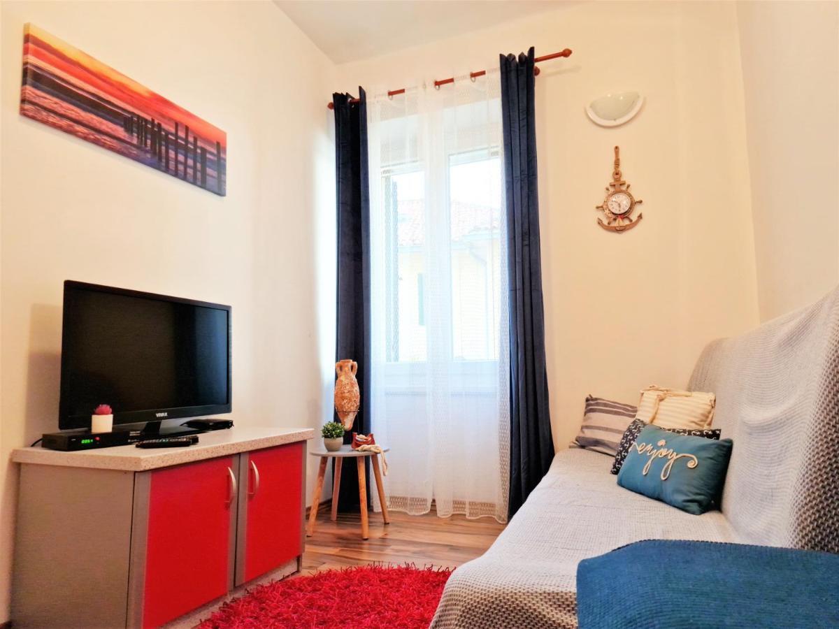 Pirates' Bay Apartment - Omiš Eksteriør bilde