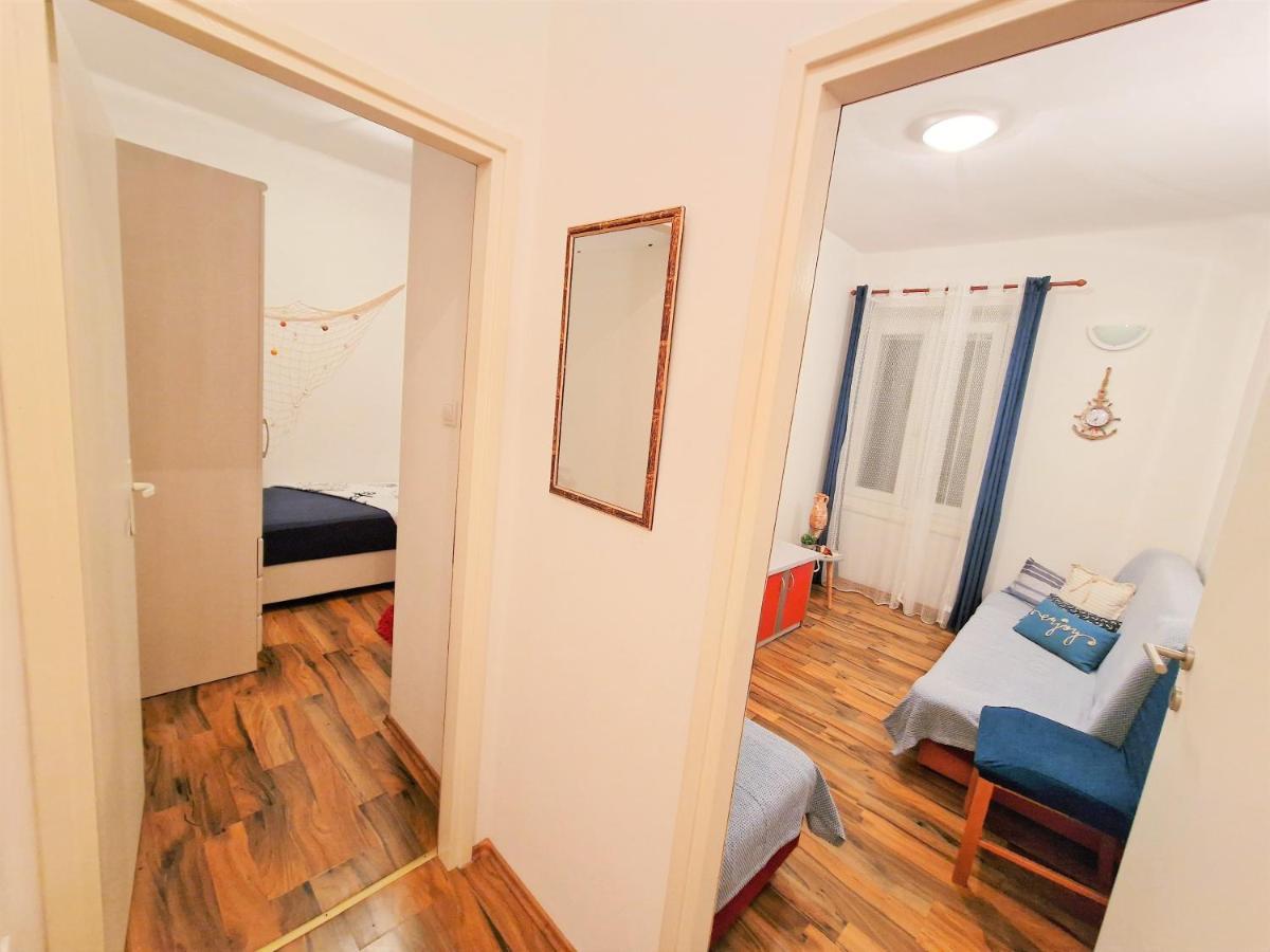 Pirates' Bay Apartment - Omiš Eksteriør bilde