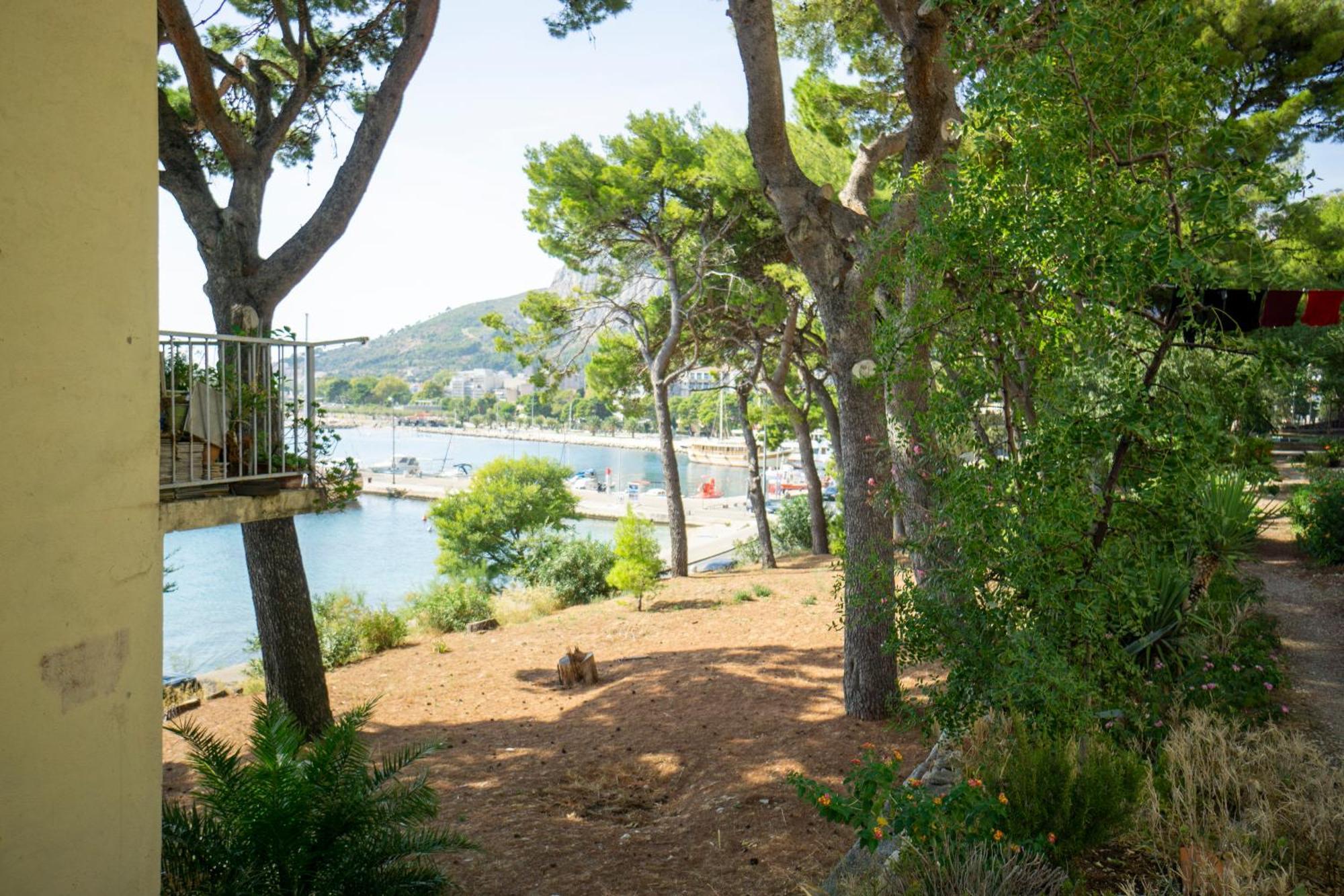 Pirates' Bay Apartment - Omiš Eksteriør bilde